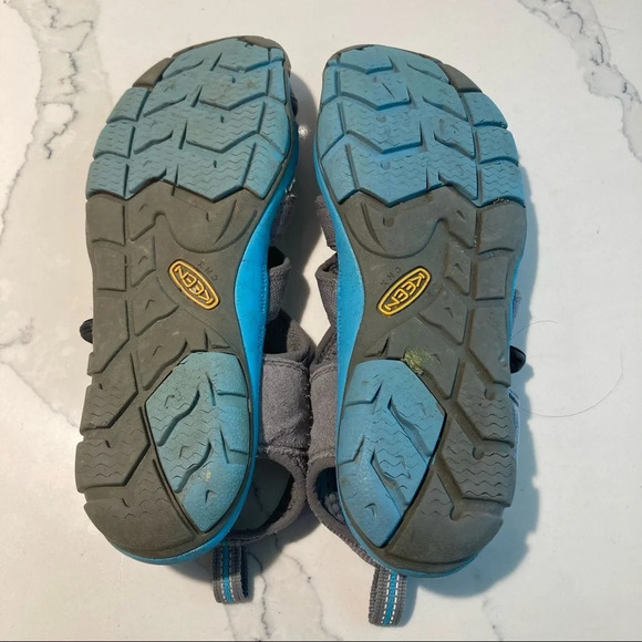 KEEN Sz 9 Anti-Odour Anatomic Footbed Waterproof Bungee Closure Outdoor Sandals - Picture 11 of 14